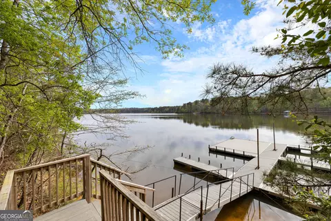 View/Area - 109 Windridge Dr, Lagrange, GA 30240 photo 4 of 7