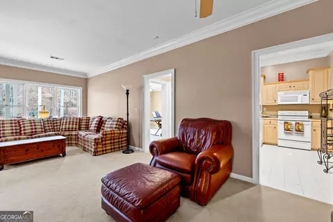 Living - 109 Windridge Dr, Lagrange, GA 30240 photo 4 of 4