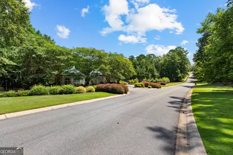 View/Area - 109 Windridge Dr, Lagrange, GA 30240 photo 2 of 7