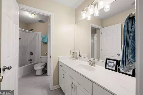 Bath - 113 Glenn Eagle Pointe, Lagrange, GA 30241 photo 7 of 8