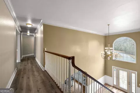 Entry Way - 113 Glenn Eagle Pointe, Lagrange, GA 30241 photo 9 of 10