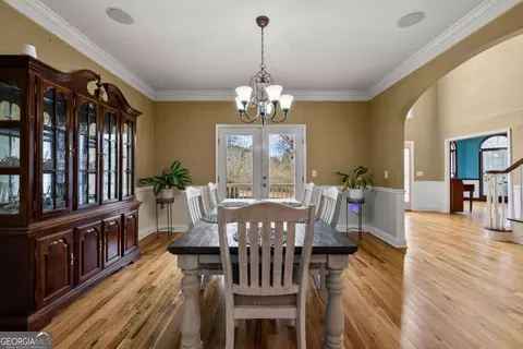 Dining - 113 Glenn Eagle Pointe, Lagrange, GA 30241 photo 2 of 4