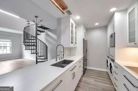 1074 Peachtree Walk NE #B504, Atlanta, GA 30309