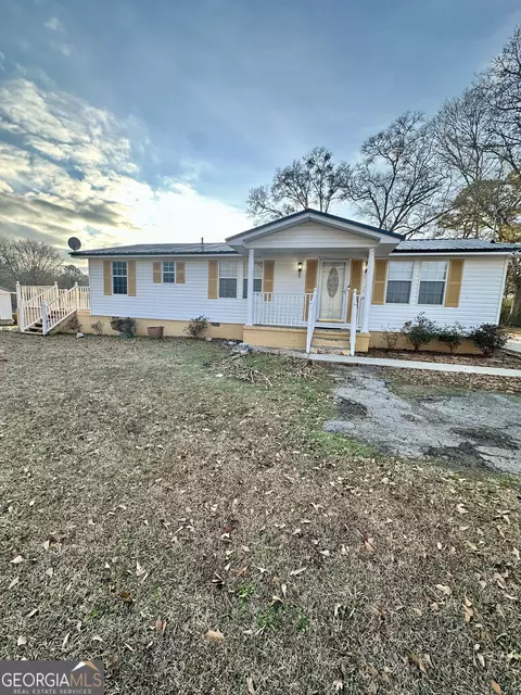 1111 Adrian Cir, Greensboro, GA 30642