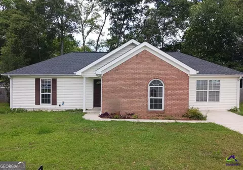 732 Gateway Dr, Bonaire, GA 31005