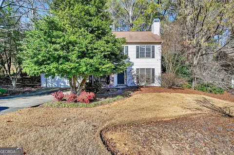 7038 Surrey Dr, Woodstock, GA 30189