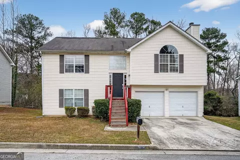7074 Brecken Pl, Lithonia, GA 30058