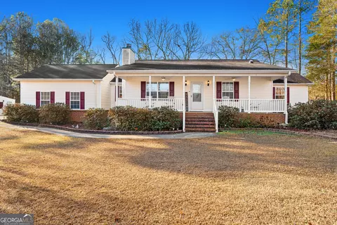 274 Stillwood Dr, Hartwell, GA 30643