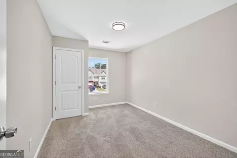 Bedroom - 1734 Snapping Ct, Winder, GA 30680 photo 3 of 5