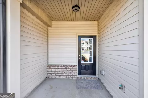 Exterior - 1734 Snapping Ct, Winder, GA 30680 photo 4 of 6