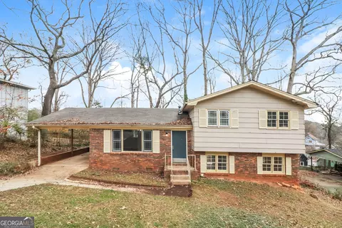 2483 Crestdale Cir SE, Atlanta, GA 30316