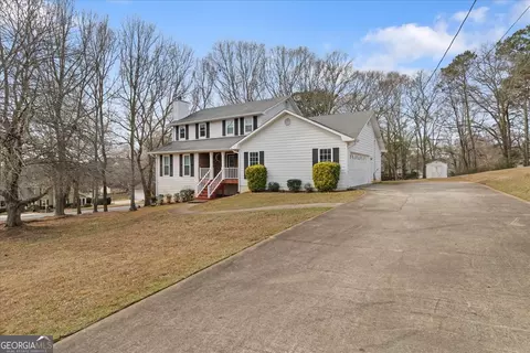 305 Daileys Plantation Ct, Mcdonough, GA 30253