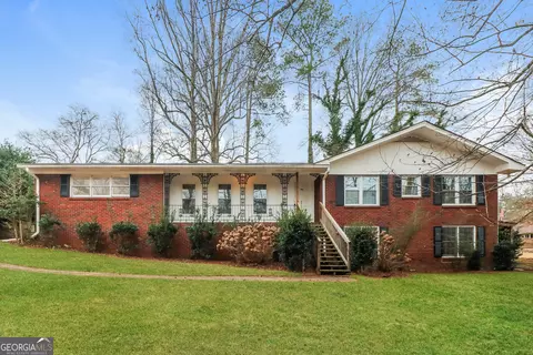 2992 Laura Ln, Lithia Springs, GA 30122