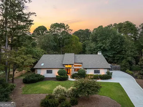 5135 Cameron Forest Pkwy, Alpharetta, GA 30022