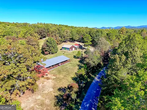 1994 Camp Creek Rd, Lakemont, GA 30552
