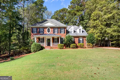 180 Browns Crossing Dr, Fayetteville, GA 30215