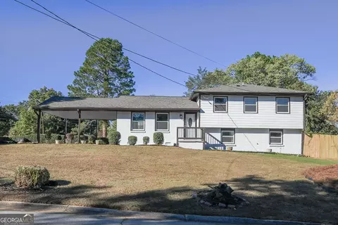 5186 Flemish Ct, Atlanta, GA 30349