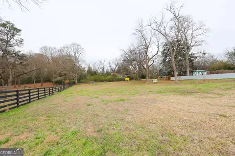 518 W Harris St, Pine Mountain, GA 31822