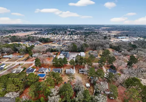 View/Area - 107 N Barnard Ave, Lagrange, GA 30241 photo 3 of 5
