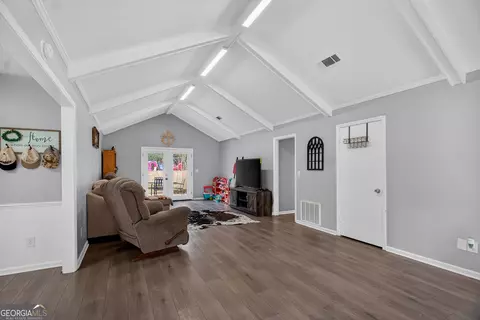 Entry Way - 107 N Barnard Ave, Lagrange, GA 30241 photo 3 of 3