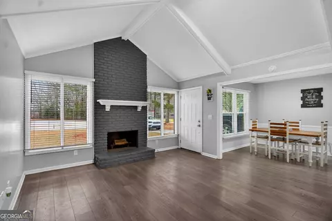 Entry Way - 107 N Barnard Ave, Lagrange, GA 30241 photo 2 of 3