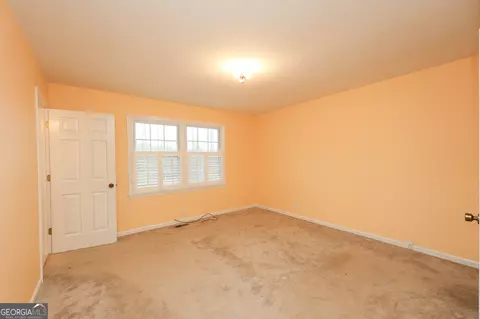 Bedroom - 207 N View Pointe Dr, Lagrange, GA 30241 photo 5 of 8