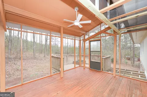 Exterior - 207 N View Pointe Dr, Lagrange, GA 30241 photo 7 of 11