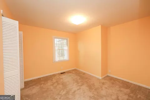 Bedroom - 207 N View Pointe Dr, Lagrange, GA 30241 photo 1 of 8