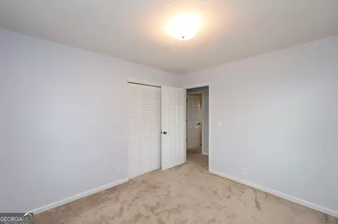 Bedroom - 207 N View Pointe Dr, Lagrange, GA 30241 photo 4 of 8
