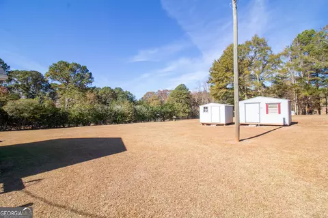 Exterior - 106 Jandale Dr, Lagrange, GA 30241 photo 4 of 10
