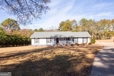 106 Jandale Dr, Lagrange, GA 30241