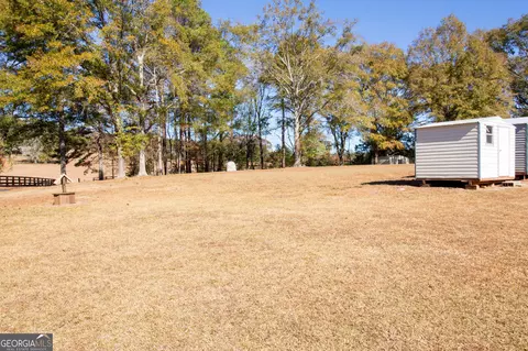 Exterior - 106 Jandale Dr, Lagrange, GA 30241 photo 5 of 10
