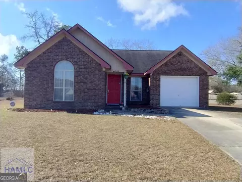 1242 Dhurahn Dr, Hinesville, GA 31313