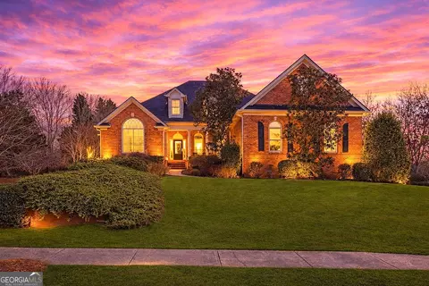 2565 Scarlet Oak Ln, Braselton, GA 30517