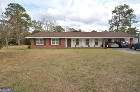 851 8th Ave, Eastman, GA 31023