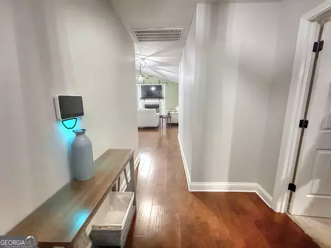Entry Way - 106 Woodstream Trl, Lagrange, GA 30240 photo 1 of 2