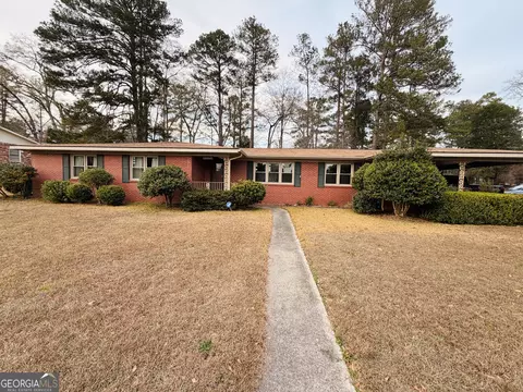 1701 Cedarwood Rd, Milledgeville, GA 31061
