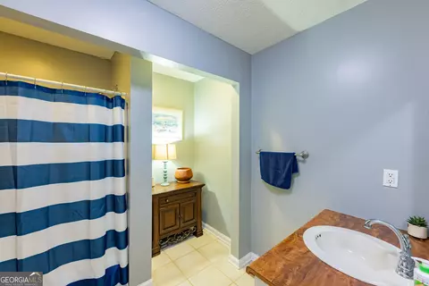 Bath - 202 Daniel Rd, Thomaston, GA 30286 photo 4 of 4