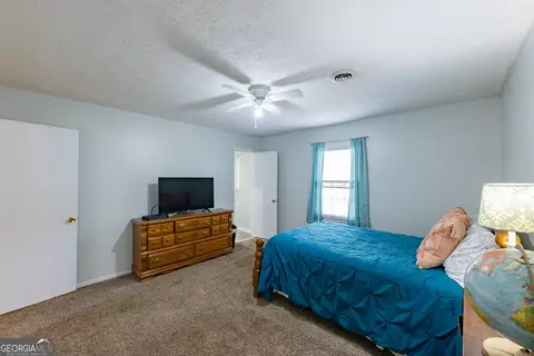 Bedroom - 202 Daniel Rd, Thomaston, GA 30286 photo 4 of 7