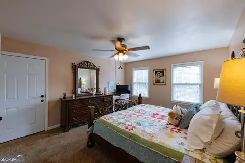 Bedroom - 202 Daniel Rd, Thomaston, GA 30286 photo 2 of 7