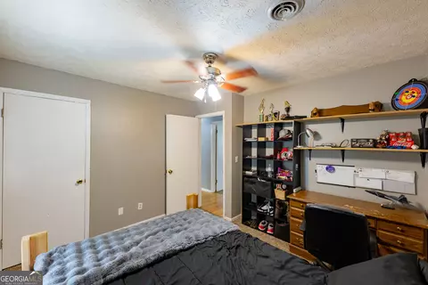 Bedroom - 202 Daniel Rd, Thomaston, GA 30286 photo 6 of 7