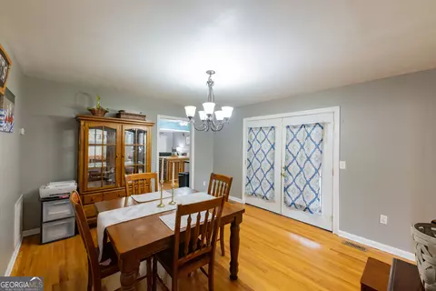 Dining - 202 Daniel Rd, Thomaston, GA 30286 photo 2 of 2