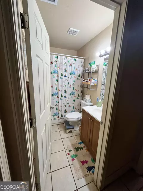 Bath - 1015 Smith Chapel Rd, Monroe, GA 30656 photo 1 of 4