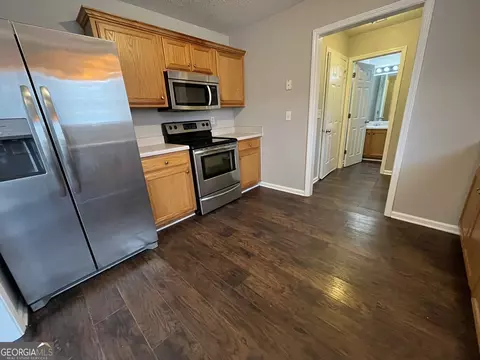 Kitchen - 156 Galway Ln, Hampton, GA 30228 photo 1 of 4