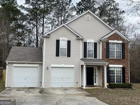 Exterior - 156 Galway Ln, Hampton, GA 30228 photo 2 of 4