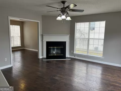 Living - 156 Galway Ln, Hampton, GA 30228 photo 2 of 7