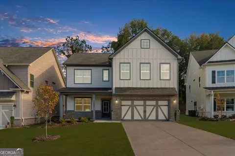 5533 Keswick Dr, Flowery Branch, GA 30542