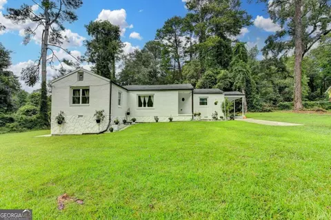 6654 Old Covington Rd, Lithonia, GA 30058