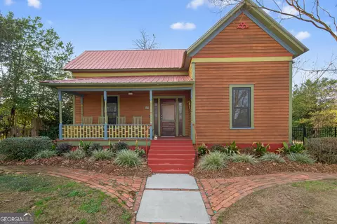 33 Main St, Register, GA 30452