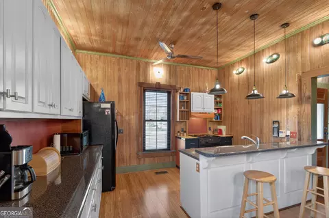 Kitchen - 33 Main St, Register, GA 30452 photo 2 of 3